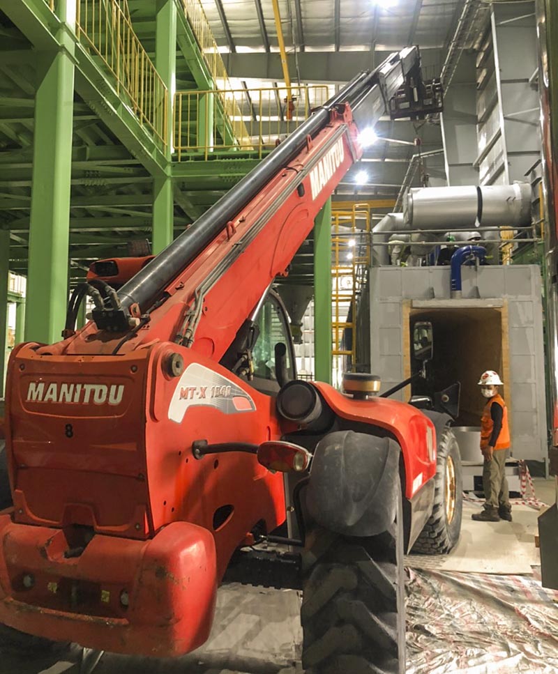 Xe nâng đa năng - Manitou Telehandler